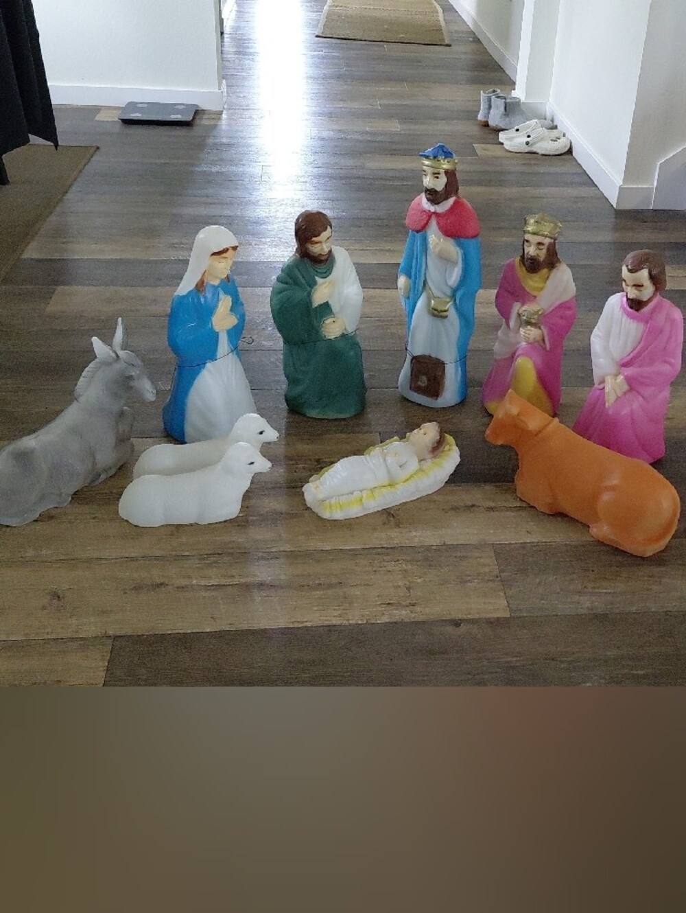 Vintage Empire Nativity Blow Mold Set